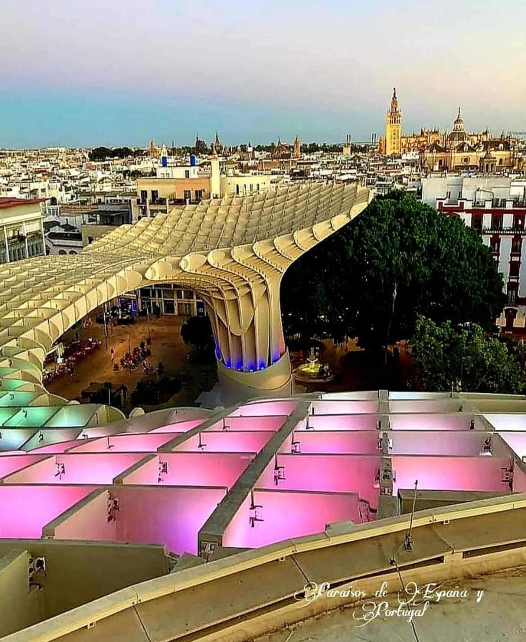 In The Center Of Apartment Seville